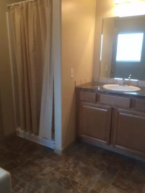 2006 23rd St W, Williston, ND 58801 photo 7