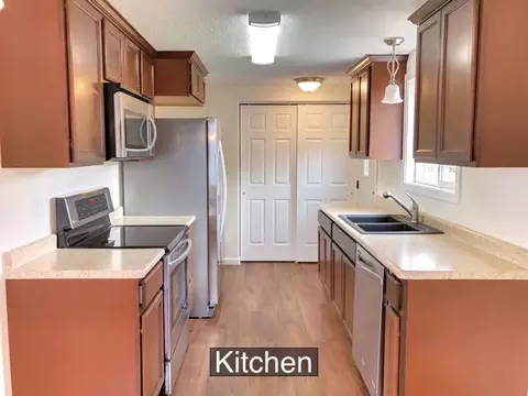 1924 9th Ave W, Williston, ND 58801 photo 5