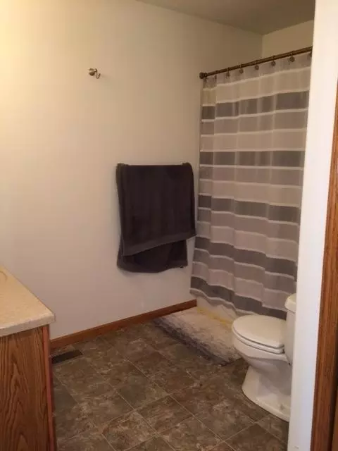 613 5th Ave W, Williston, ND 58801 photo 18