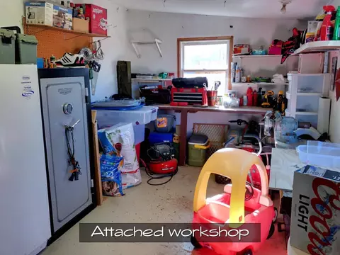 913 16th Ave W, Williston, ND 58801 photo 22