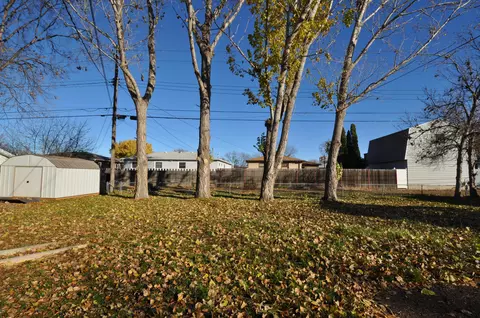 502 17th Ave W, Williston, ND 58801 photo 28