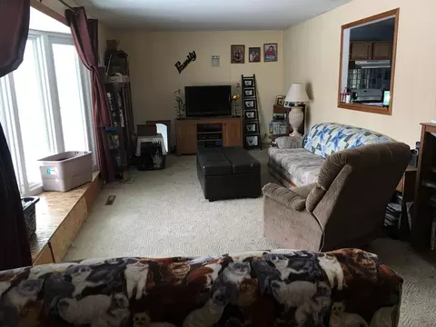 807 19th St W, Williston, ND 58801 photo 2