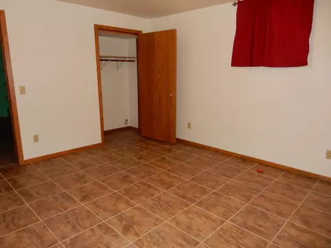 2113 12th Ave W, Williston, ND 58801 photo 22