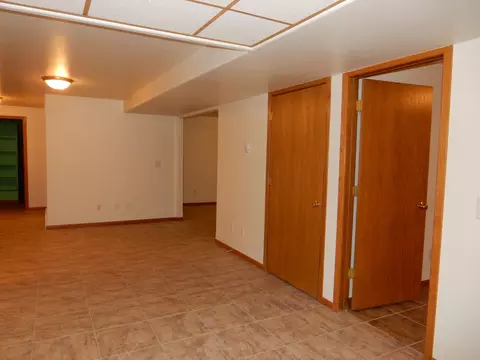 2113 12th Ave W, Williston, ND 58801 photo 29