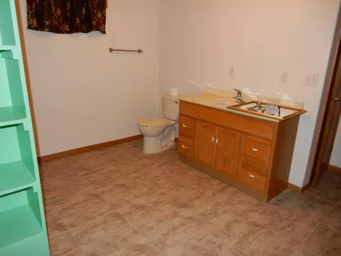2113 12th Ave W, Williston, ND 58801 photo 25