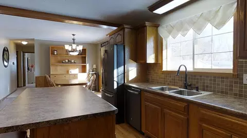 1706 1st Ave E, Williston, ND 58801 photo 9
