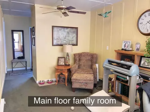 214 Rose Ln, Williston, ND 58801 photo 3