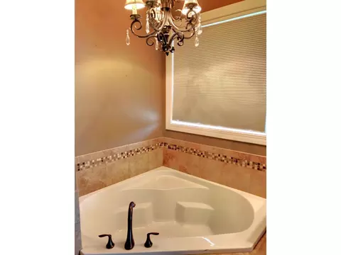 1535 Creekside Dr W, Williston, ND 58801 photo 26