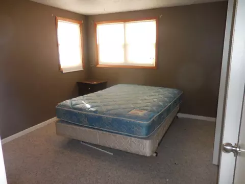 1110 5th Ave W, Williston, ND 58801 photo 4