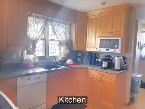 1818 Crest St, Williston, ND 58801 photo 18