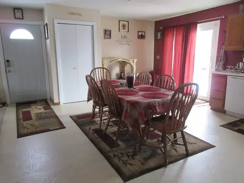2124 6th Ave E, Williston, ND 58801 photo 7