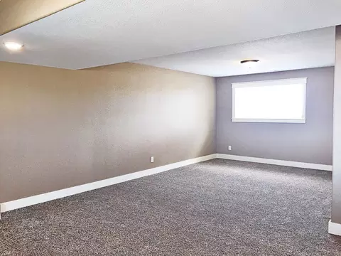 13352 Yellowstone Meadow St, Williston, ND 58801 photo 25