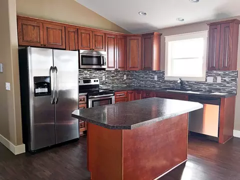 13352 Yellowstone Meadow St, Williston, ND 58801 photo 4