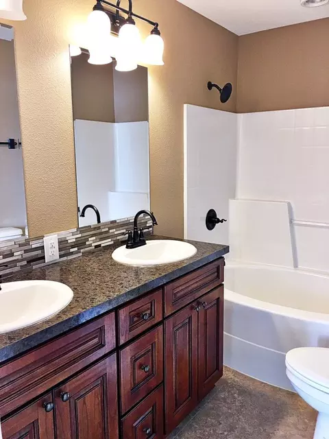 13352 Yellowstone Meadow St, Williston, ND 58801 photo 15