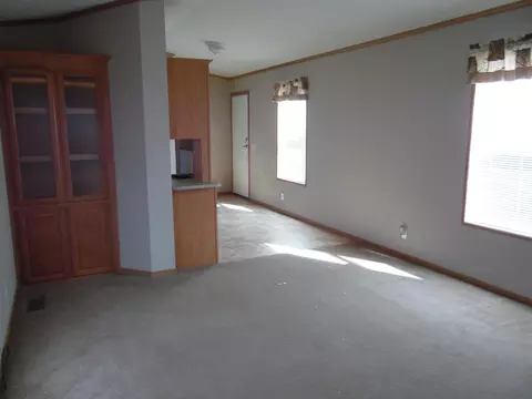 1810 35th St W, Williston, ND 58801 photo 12