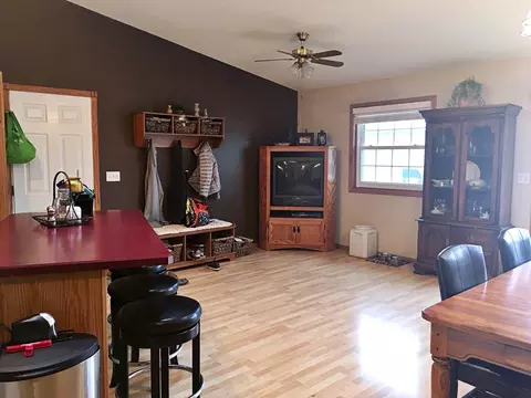 2414 13th Ave W, Williston, ND 58801 photo 9