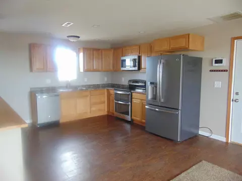 14727 Mortenson St, Williston, ND 58801 photo 3