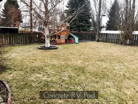 1109 University Ave, Williston, ND 58801 photo 22