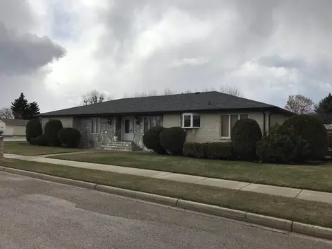 2203 4th Ave E, Williston, ND 58801 photo 3