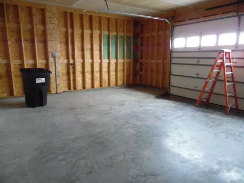 3727 Orange Willow St, Williston, ND 58801 photo 10