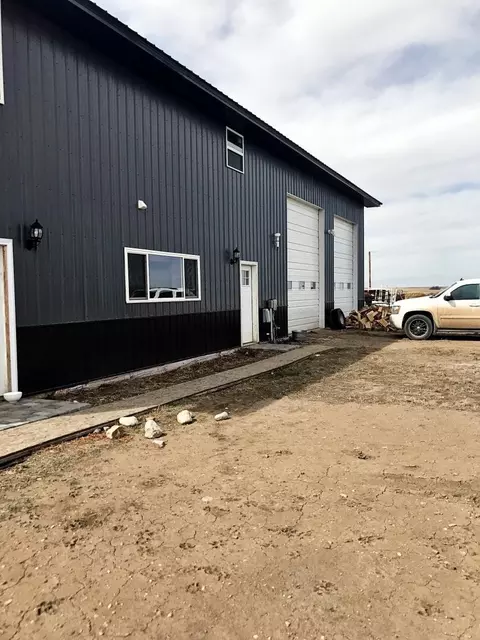 15112 53rd St NW, Williston, ND 58801 photo 5
