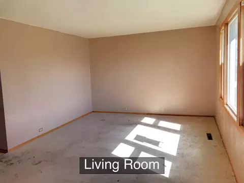 917 16th Ave W, Williston, ND 58801 photo 5