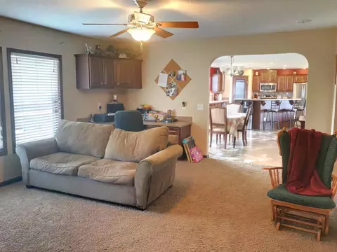 13382 Martinez Loop, Williston, ND 58801 photo 31