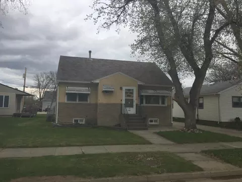 1308 Main St, Williston, ND 58801 photo 2