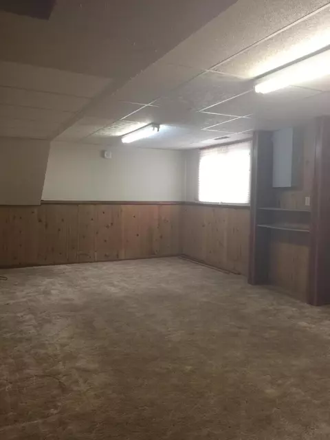 2022 1st Ave E, Williston, ND 58801 photo 13