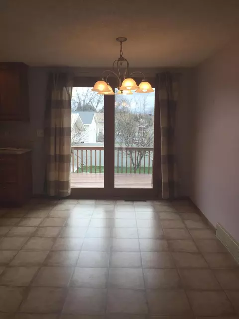 2022 1st Ave E, Williston, ND 58801 photo 5