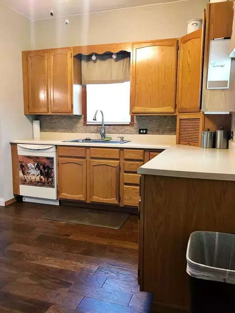 615 4th Ave W, Williston, ND 58801 photo 6
