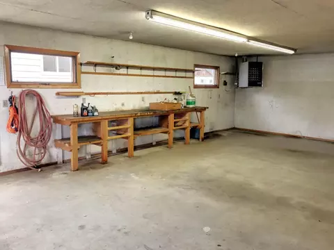 1406 13th Ave W, Williston, ND 58801 photo 18