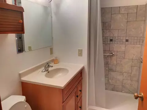 1406 13th Ave W, Williston, ND 58801 photo 5