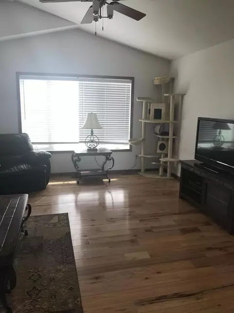 5740 Liberty Ln, Williston, ND 58801 photo 8