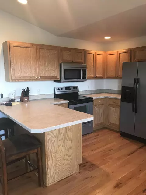 5740 Liberty Ln, Williston, ND 58801 photo 6