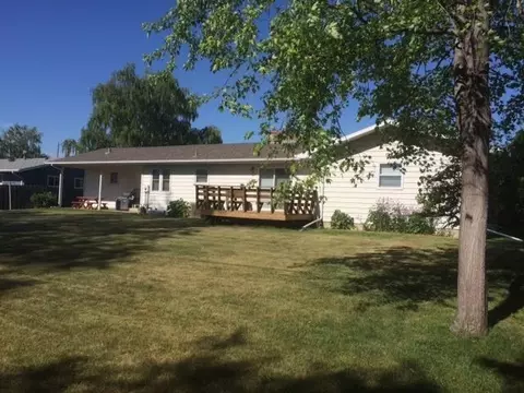 1228 Park Pl, Williston, ND 58801 photo 27