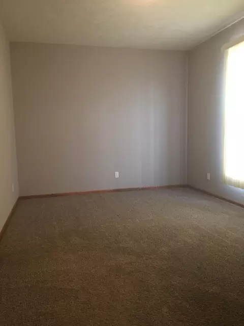 3103-3105 Long Branch Ave, Williston, ND 58801 photo 35