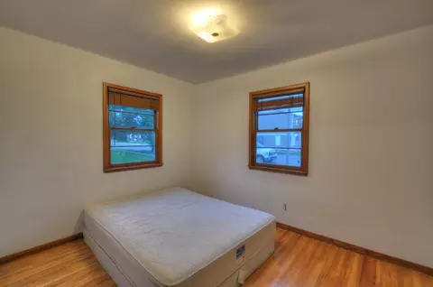1009 14th Ave W, Williston, ND 58801 photo 9