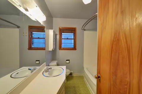 1009 14th Ave W, Williston, ND 58801 photo 6
