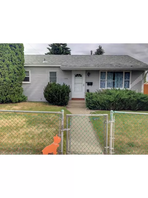 1106 17th St W, Williston, ND 58801 photo 1