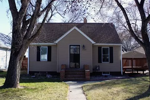 2120 University Ave, Williston, ND 58801 photo 1