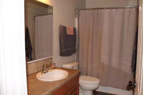 2406 12th Ave W, Williston, ND 58801 photo 13