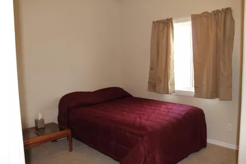 2406 12th Ave W, Williston, ND 58801 photo 21