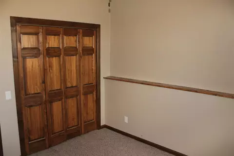 2406 12th Ave W, Williston, ND 58801 photo 35