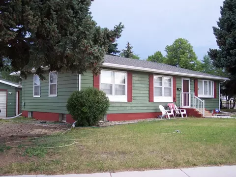1136 5th Ave W, Williston, ND 58801 photo 7