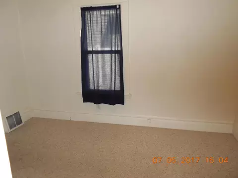 523 Broadway W, Williston, ND 58801 photo 8