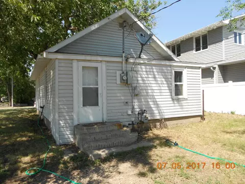 523 Broadway W, Williston, ND 58801 photo 4