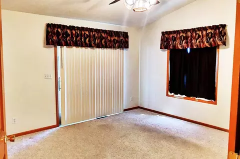 2216 9th Ave E, Williston, ND 58801 photo 8