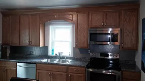 124 5th St W, Williston, ND 58801 photo 5