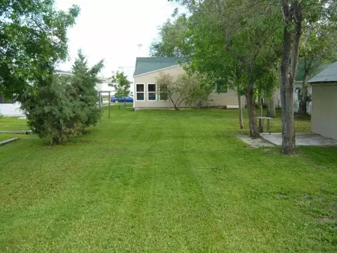 124 5th St W, Williston, ND 58801 photo 15